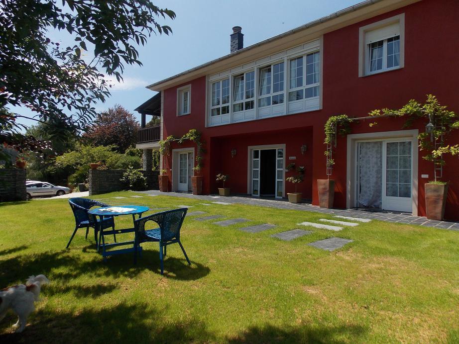 Apartamentos Guidan Рибадео Екстериор снимка