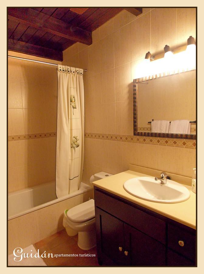 Apartamentos Guidan Рибадео Екстериор снимка